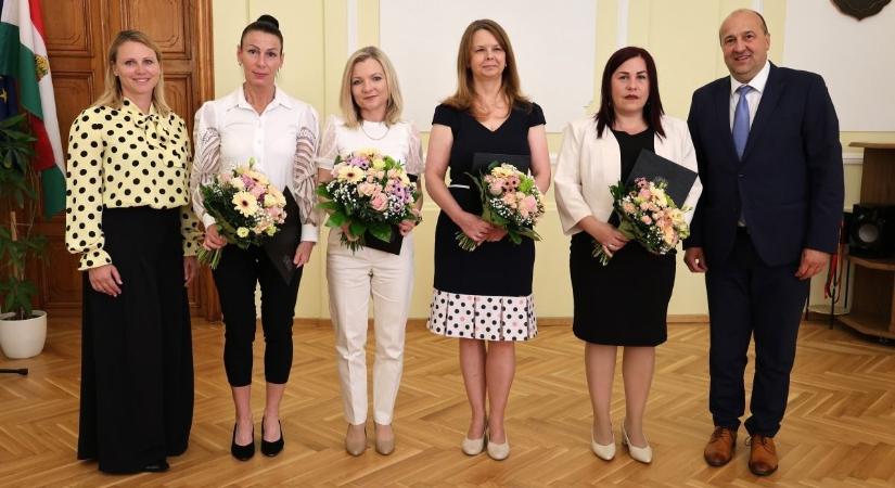 Ők a diákok kedvencei: idén négy komáromi tanár kapott pedagógiai díjat