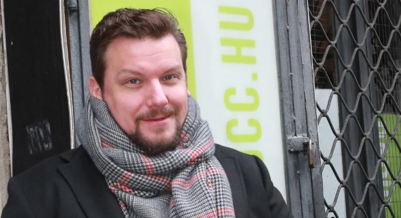Négy órán át marta a vegyszer Peller Károly arcát – itt vannak a sokkoló részletek
