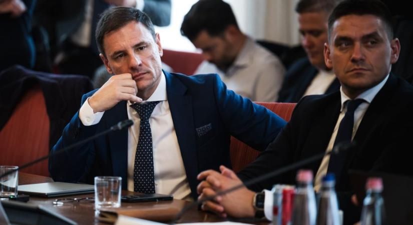 Tuzson Bence szerint jó hangulatú találkozó volt, ahol állítólag megpróbálták rábírni az Integritás Hatóság elnökét arra, hogy ne vizsgálják a korrupciógyanús ügyeket