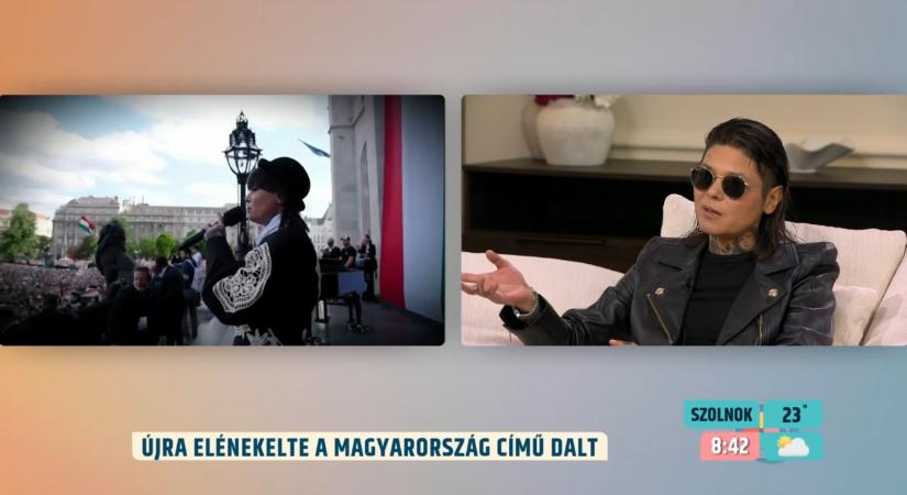 „Én még soha nem láttam ennyi embert vízen járni!” - újra meg kellett tanulnia a dalt Oláh Ibolyának