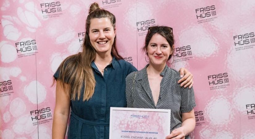 Medvévé változó kamaszlány története hódítja meg a fesztiválokat, és már az Oscar is elérhetővé vált