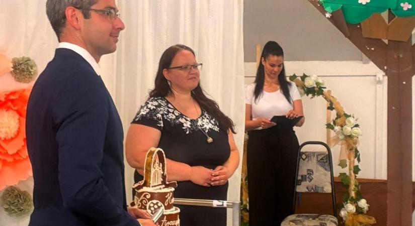 „Nyitva van az Aranykapu, csak bújjatok rajta!” – Új nevet kapott az Arany János úti Óvoda
