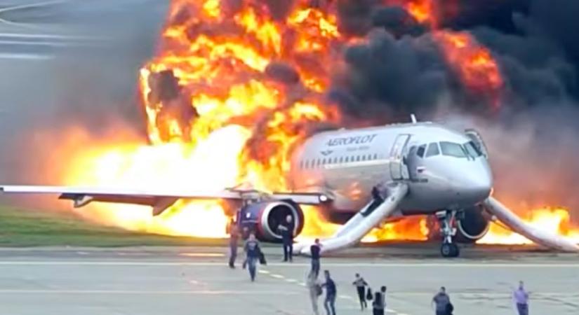 IATA: Vészhelyzetben az életet kell menteni, nem a poggyászt