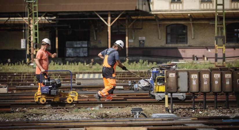Alig háromszázat ér a 7800 kilóméternyi magyar vasúti hálózat: az uniós források még nem mentik meg, ide jóval több kell