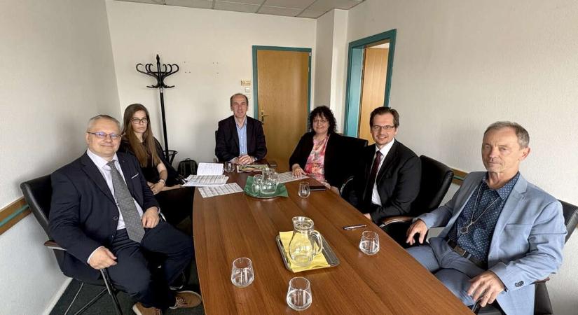 Túlterhelt, széttagolt, későn reagál a rendszer – új mentálisegészség-stratégiát sürgetnek a szakemberek