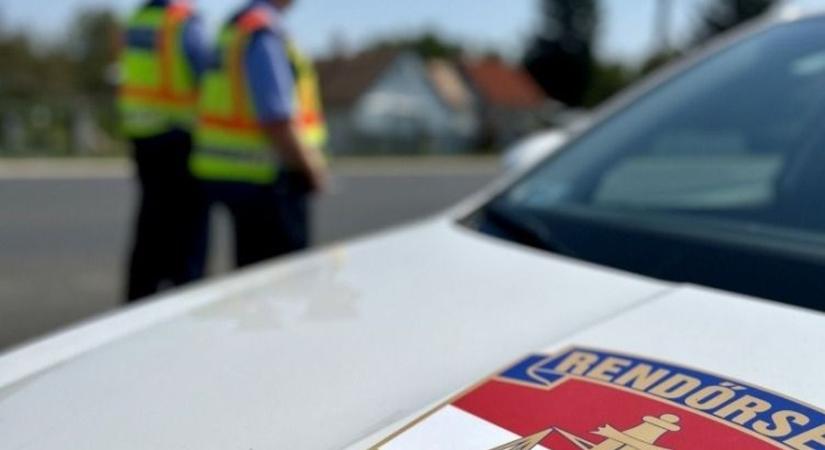 Testkamerás videón, ahogy az utolsó pillanatban mentik meg a hídról leugró fiatalembert