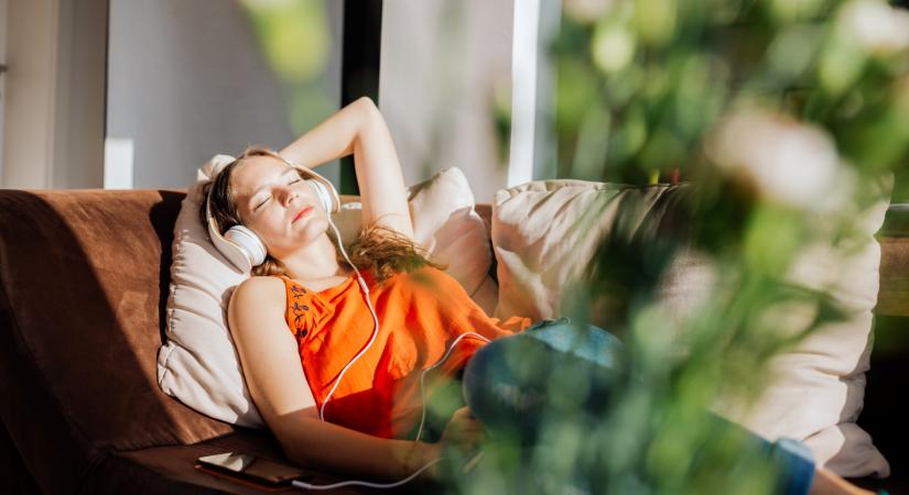 Természetes megoldások, ha túl sok a stressz – Így egyensúlyozhatod ki a kortizolszinted