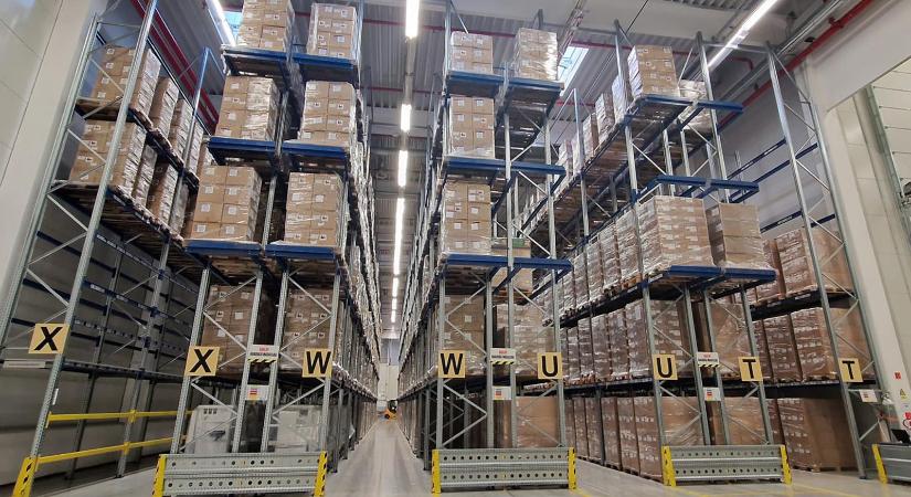 Továbbra is helyes döntésnek tartja a Fidesz a 300 milliárdos lélegeztetőgép-beszerzést