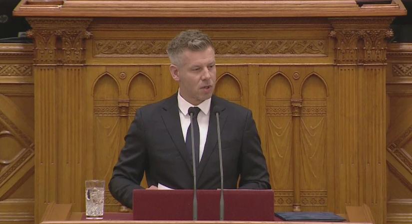 RTL: Egyénileg rendezik a 325 kórházban rekedt gyermek sorsát