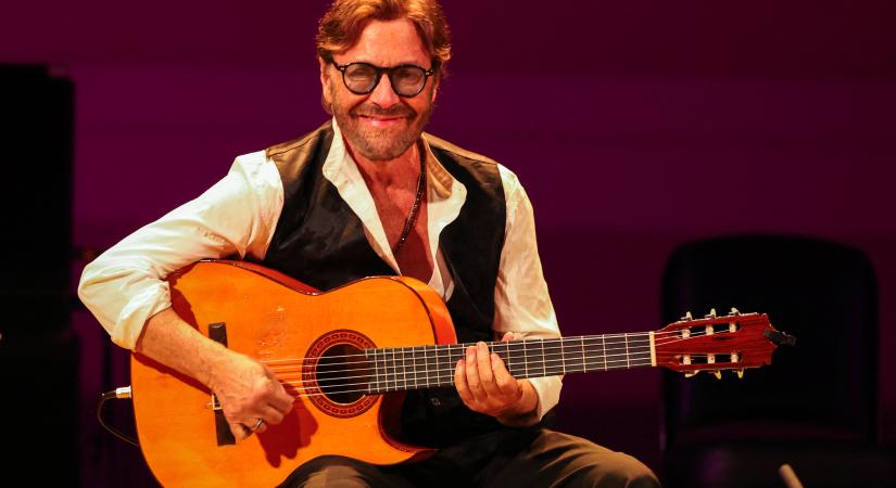 Al Di Meola a HVG-nek: Azért kommenteltem Viktor posztjai alá, mert ismerem őt