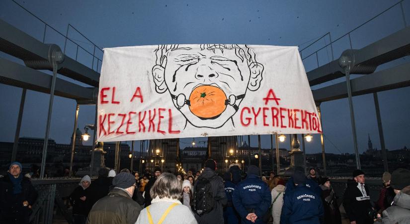 Vége a gyerekek kihasználásának: Ezentúl nem készülhet fotó, videó gyermekvédelmi szakellátásban élő kiskorúról, csecsemőről sem