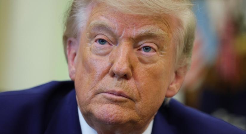 Vallottak a volt alkalmazottak: bizarr dolog derült ki Donald Trump hálószobájáról