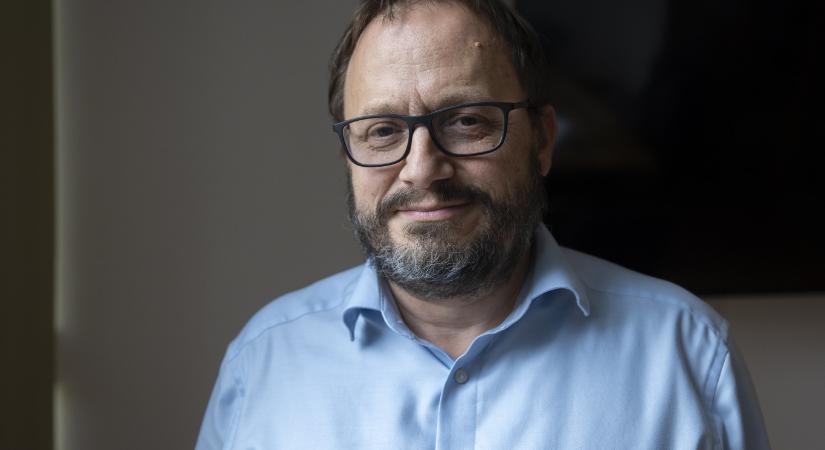 Kármán Andrásnak még Airbnb-ből is van jövedelme