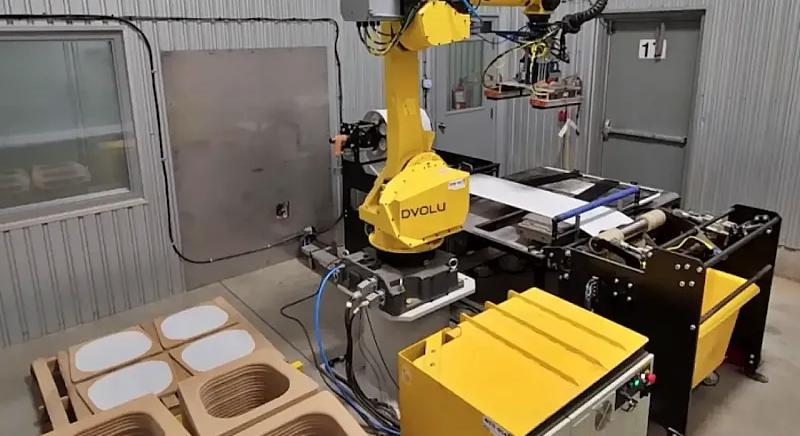 Robot vette át a bútoripar egyik legnehezebb munkáját