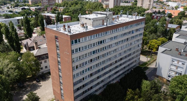 Új hírek érkeztek a székesfehérvári kollégium ötödik emeletéről kizuhant diákról