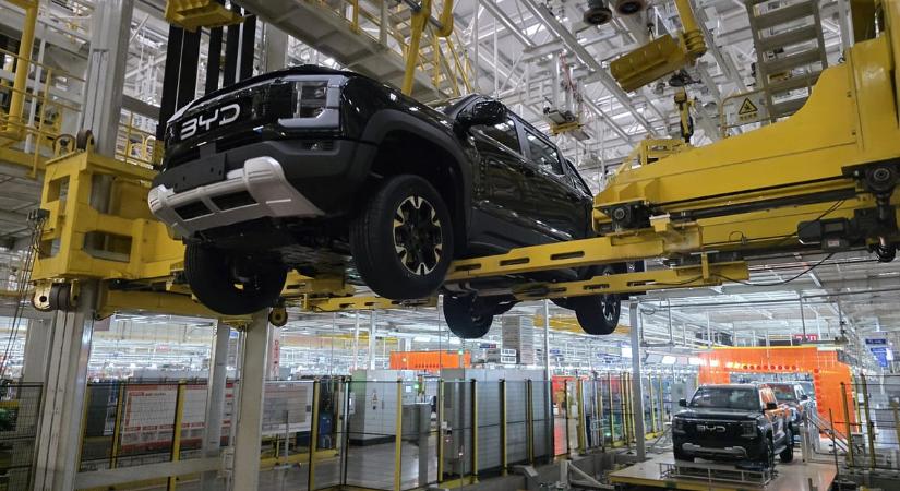 A BYD-t és az Alibabát is azzal vádolja az USA, hogy kapcsolatban állhat a kínai hadsereggel