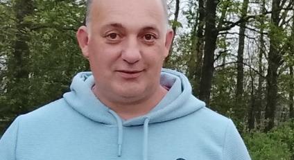Lajos az ország legbecsületesebb embere: 3,2 millió forintot talált egy táskában, felkutatta a nyugdíjas tulajdonost