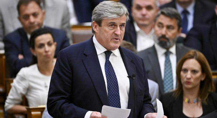 Hatalmas vagyonáról vallott Kapitány István: elképesztő fizetést tett zsebre Shell-alelnökként a miniszter