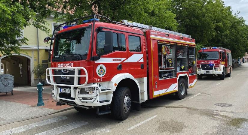Veszélyes szituációkhoz riasztották a debreceni tűzoltókat