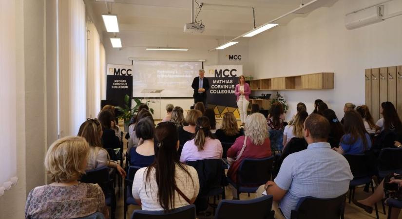 Különleges lehetőséget kínál az MCC – elindult a jelentkezés az ösztöndíjprogramba!