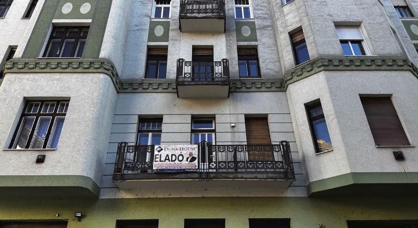Budapesten már csökkennek a lakásárak, vidéken még tart a drágulás