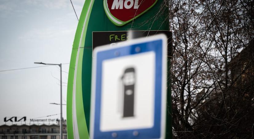 Módosított a kormány a védett üzemanyagár rendszerén