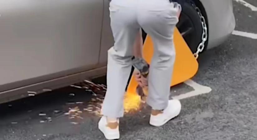 Így lesz a tilosban parkolásból bűncselekmény - videó