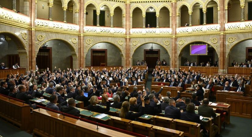 Itt vannak a vagyonnyilatkozatok: érdekes részletek derültek ki több képviselőről