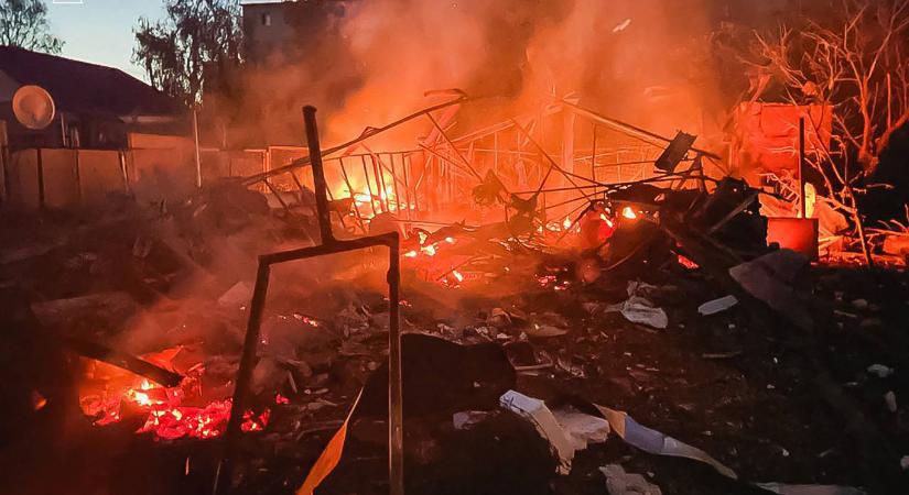 Több civilt is megöltek az orosz drónok Kelet-Ukrajnában
