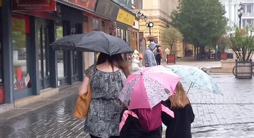 Szabolcs a célkeresztben! Odacsap az időjárás, robban a légkör, lesz itt minden – ekkor ér ide a feketeleves