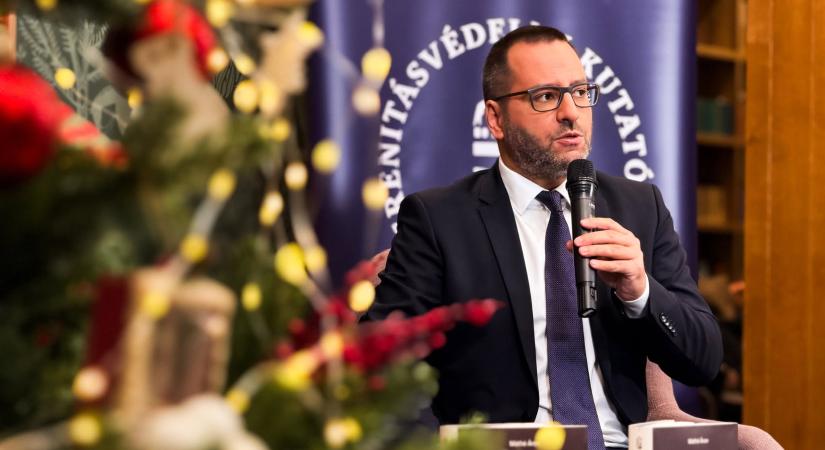 Oda helyezzük, ahová való: a történelem szemétdombjára – megszüntetik a Szuverenitásvédelmi Hivatalt