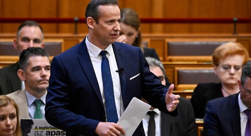 Toroczkai László: Miért gondolja, hogy jobb lemondani megint egy kis szuverenitásról?