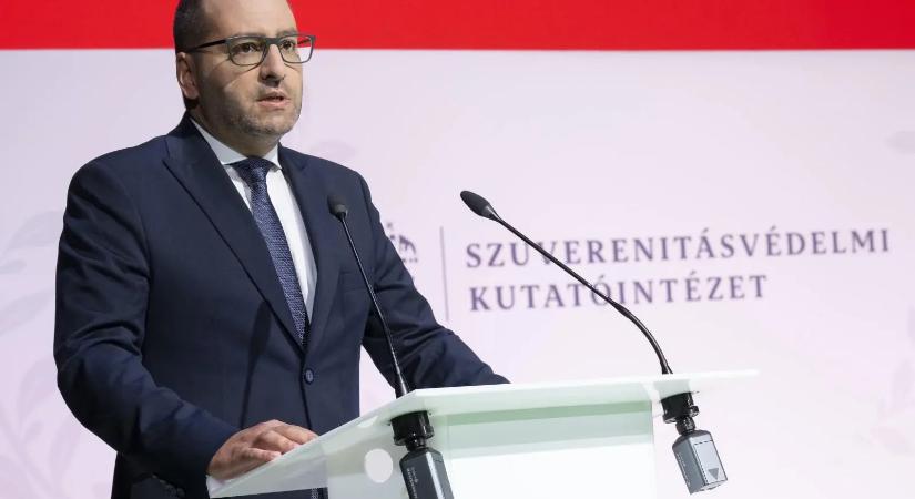 Magyar Péter: A történelem szemétdombjára kerül a Szuverenitásvédelmi Hivatal
