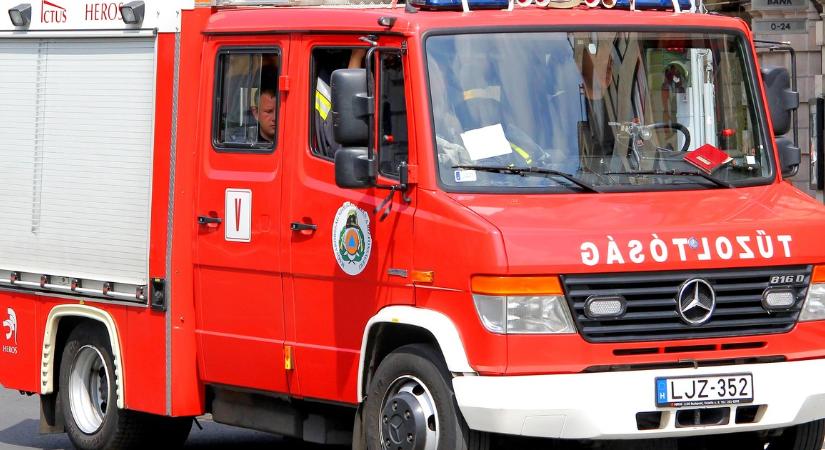 Durva baleset az M3-as autópályán! Több teherautó ütközött