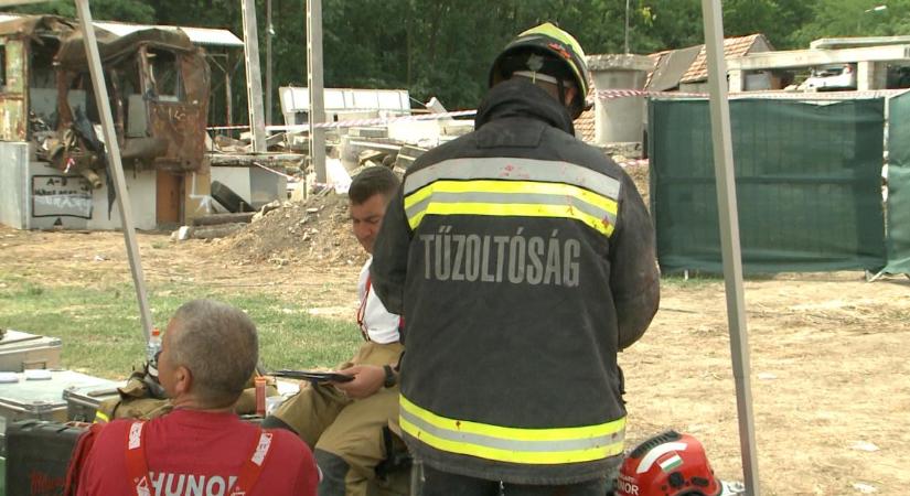 Földrengés túlélőinek mentését szimulálták Hajdúszoboszlón, új tagokat vizsgáztat a HUNOR