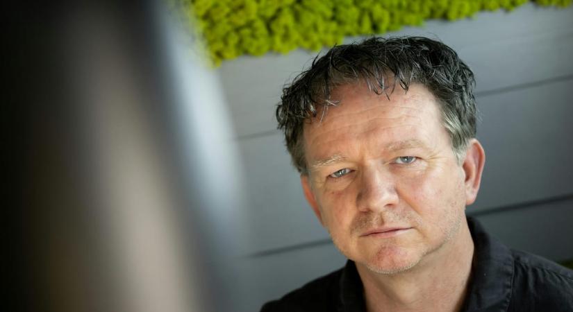 Holló Gábor közleményben reagál, miután kikezdték a HVG-interjú miatt