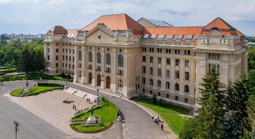 Robbanás történt a Debreceni Egyetemen
