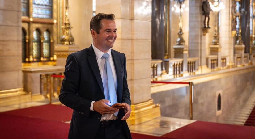 Németh Balázs és Tanács Zoltán egy leesett farok miatt feszült egymásnak a parlamentben