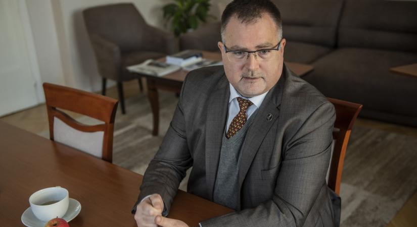Windisch László: elmozdíthatjuk az Integritás Hatóság vezetőjét