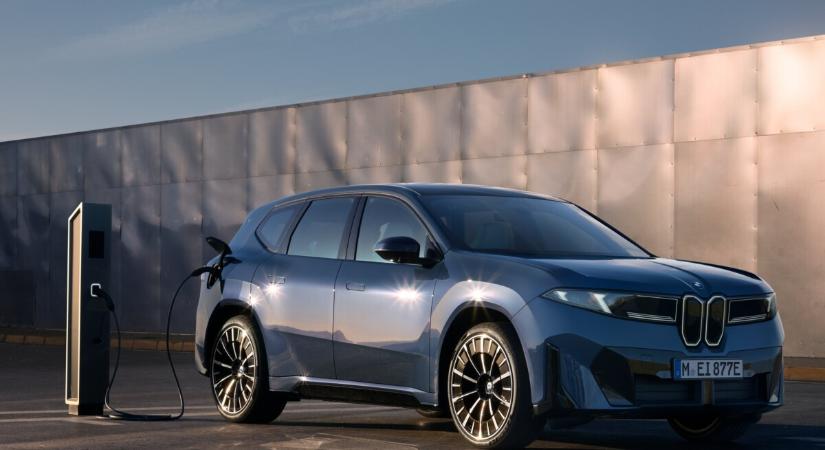 Töltéskor ráz a debreceni BMW!