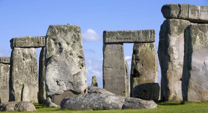 Hatalmas fordulat: nem emberek szállították a Stonehenge köveit