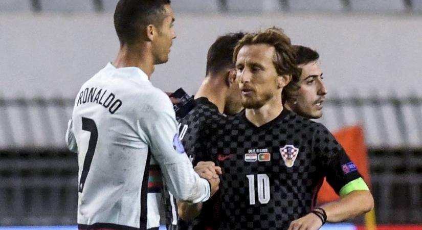 Aranylabdás öregfiúkkal indulhat a futballvébé