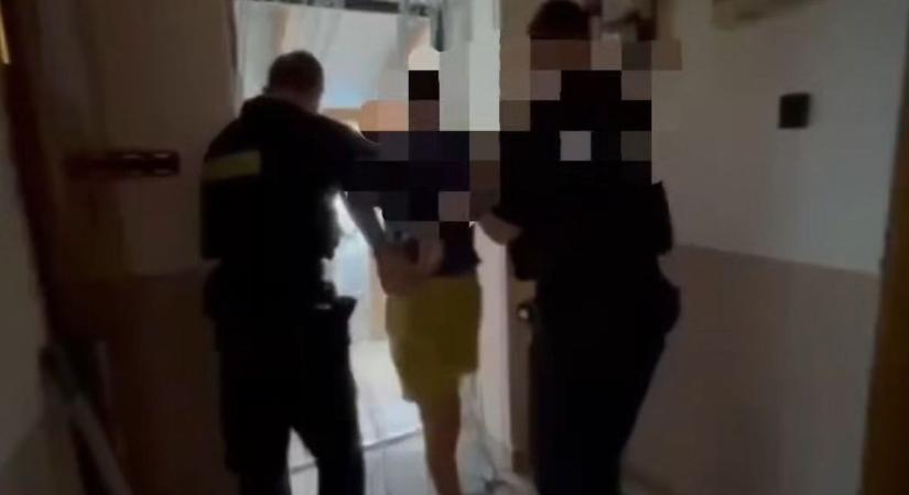 Rendőrkézen a bűnbanda: több tízmilliós kárt okozott a tapolcai csalótrió (videó)