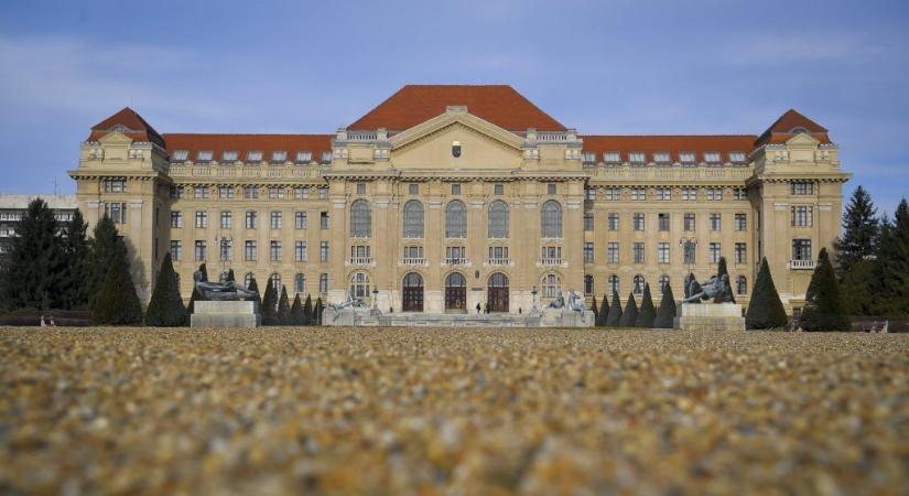 Robbanás történt a Debreceni Egyetemen, egy ember súlyosan megsérült