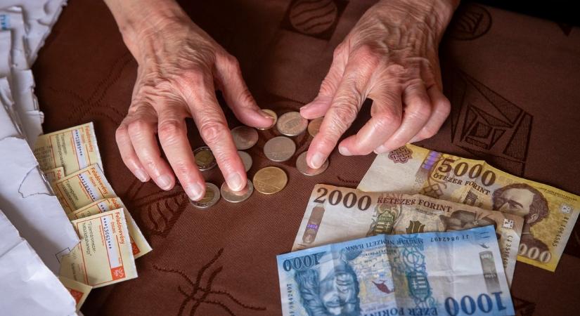 Változnak az özvegyi nyugdíj szabályai, lesz, akinek nem jár többé