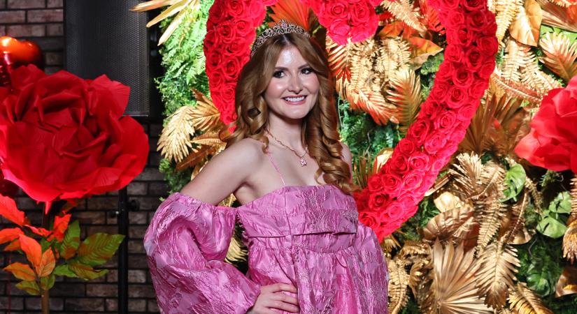 Princess Szabina megtalálta a hozzá passzoló férfit: Ken babával randizott