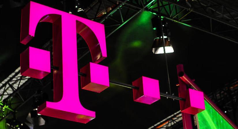Demonstrálnak szerdán a Telekom egyik cégénél