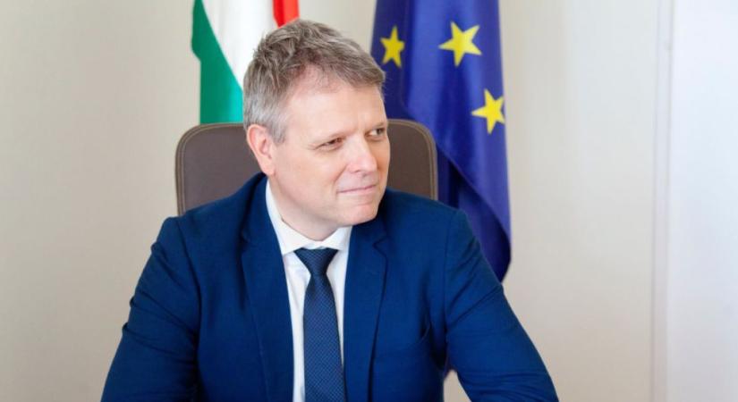 Feljelentést tett a miniszter a Balásy Gyula cégétől vásárolt kismotorok miatt