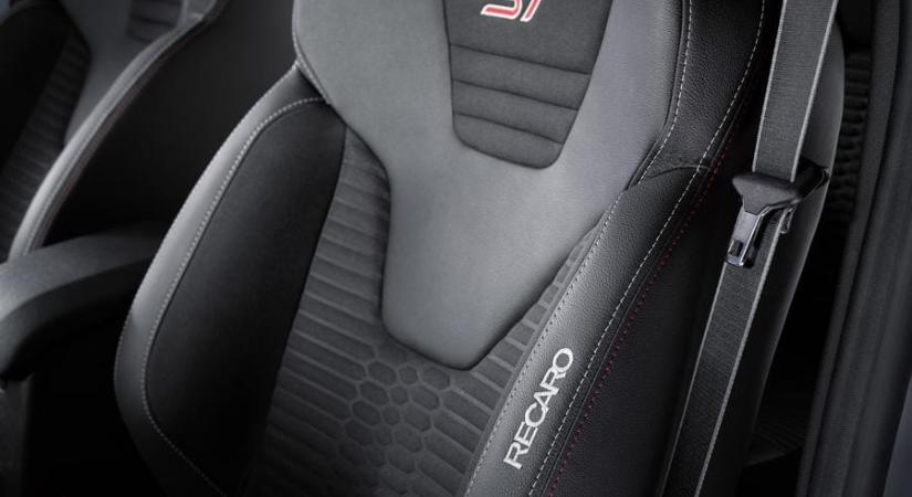 Visszatér a Ford Fiesta, és vele együtt jöhet a legendás ST is