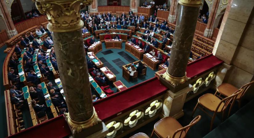 Magyar: Ma történelmi jelentőségű csomagot nyújtunk be, a magyarok végre hozzájuthatnak az uniós ezermilliárdokhoz